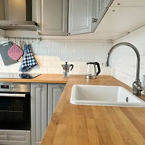 Apartament 80m2 With Balcony & Free Netflix, Wiedeń